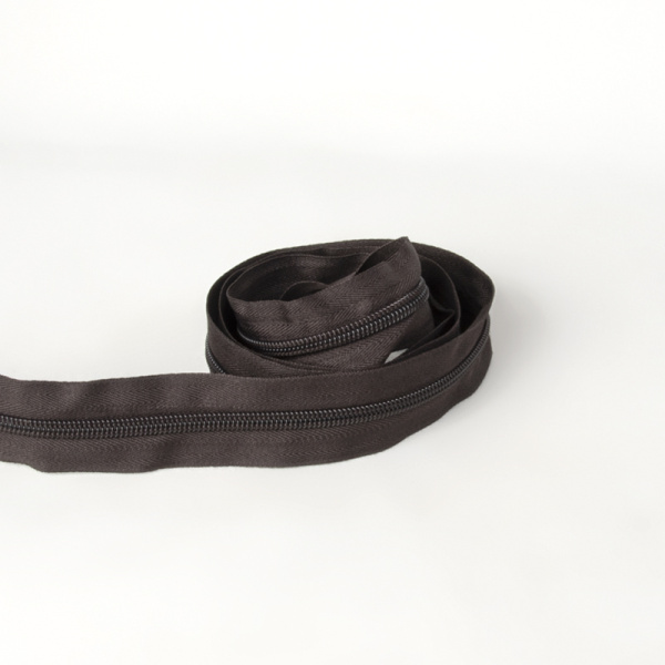 Молния 304 темно-коричневая рулонная Т 5/200м/ (Zipper 304)