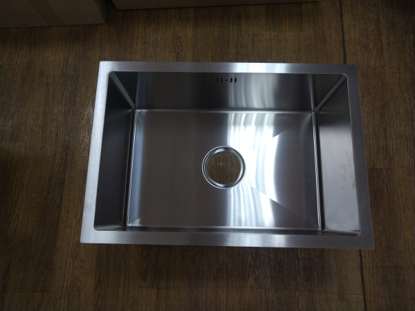 Мойка 5840 ПОДСТОЛЬНОГО МОНТАЖАтол.3 мм, глубина 230мм