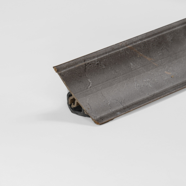 Плинтус для столешниц КАСПИЙ БРОНЗОВЫЙ (1114) 20*20*3000, ф-ра 161 (25шт)