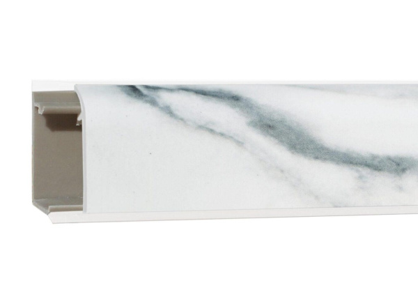 Плинтус КВАДРО МРАМОР БЕЛЫЙ  L-3м (40) ПР-Ж